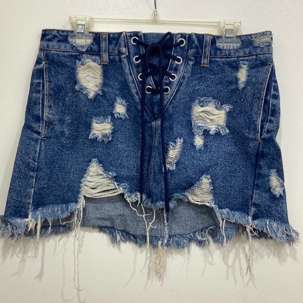 Women Denim distressed skirt signature8 size M
